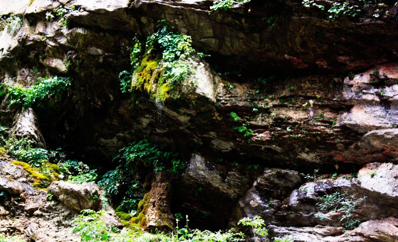 Acqua nella roccia